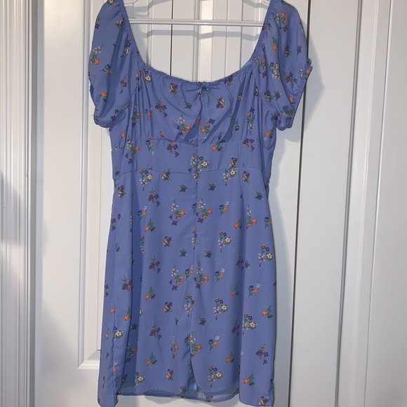 Forever 21 Floral Puff Sleeve Dress - Picture 5 of 14